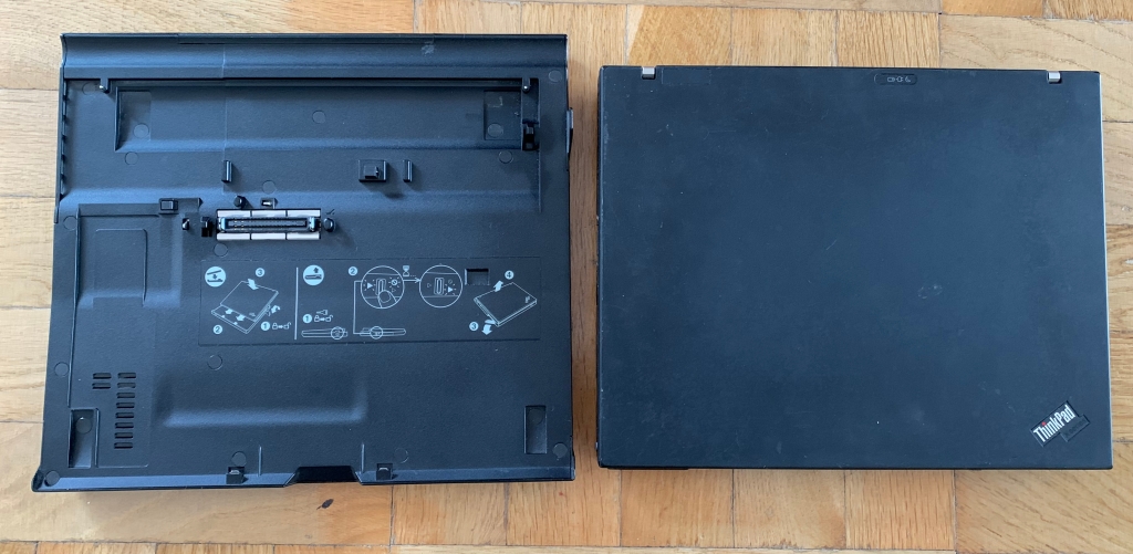 ThinkPad X61s and X6 UltraBase